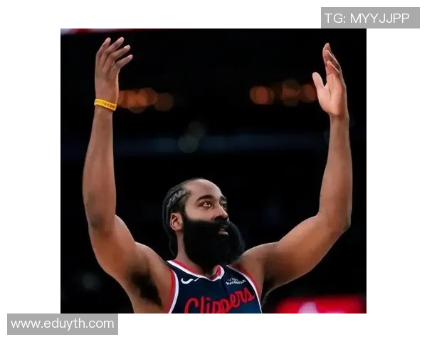 NBA官方重磅处罚公牛队遭罚款并球员被停赛引发联盟热议 NBA官方重磅处罚公牛队遭罚款并球员被停赛引发联盟热议