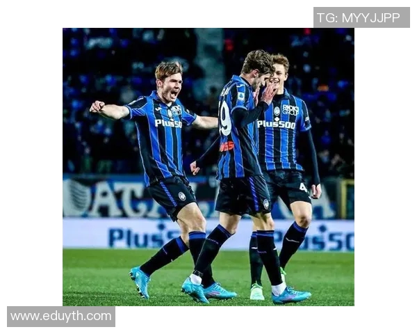 球员邀请全队队友参加婚礼感人至深 温馨场面展现真挚友情与爱意